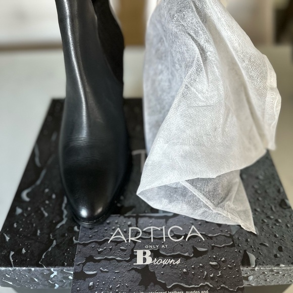 Artica black leather waterproof boots. - Picture 3 of 6